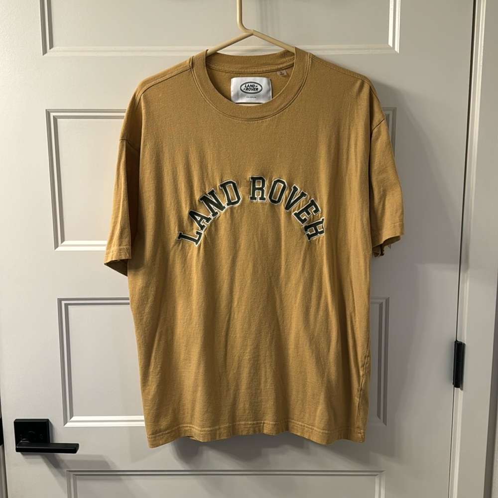 Mens Pacsun Land Rover T-Shirt, Size Large, Yellow
